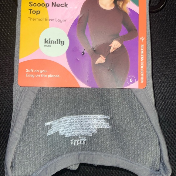 Kindly Yours Women's Seamless Rib Scoop Neck Thermal Top - Picture 1 of 6